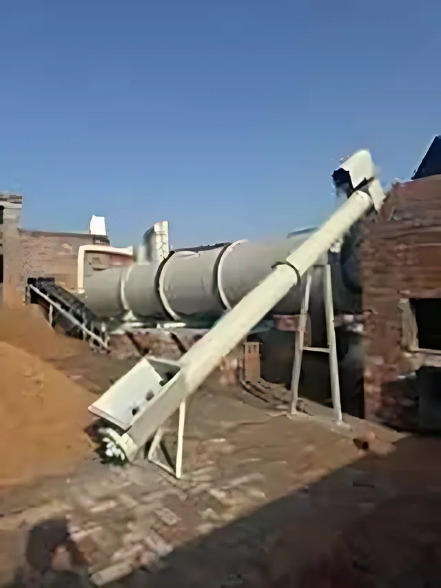 Rotary dryer and screw conveyor of the 2 t/h biomass pellet plant at Vibro Bio Energy, Lahore